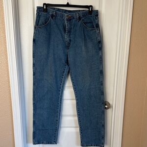 Rustler Relaxed Fit Blue Jeans for Men